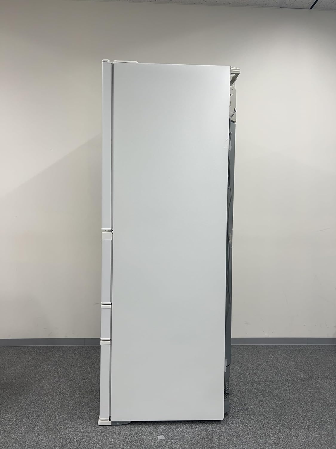 冷蔵庫 幅60.0㎝ 411L 右開き GR-V41GK(WU) マットホワイト 野菜室がまんなか